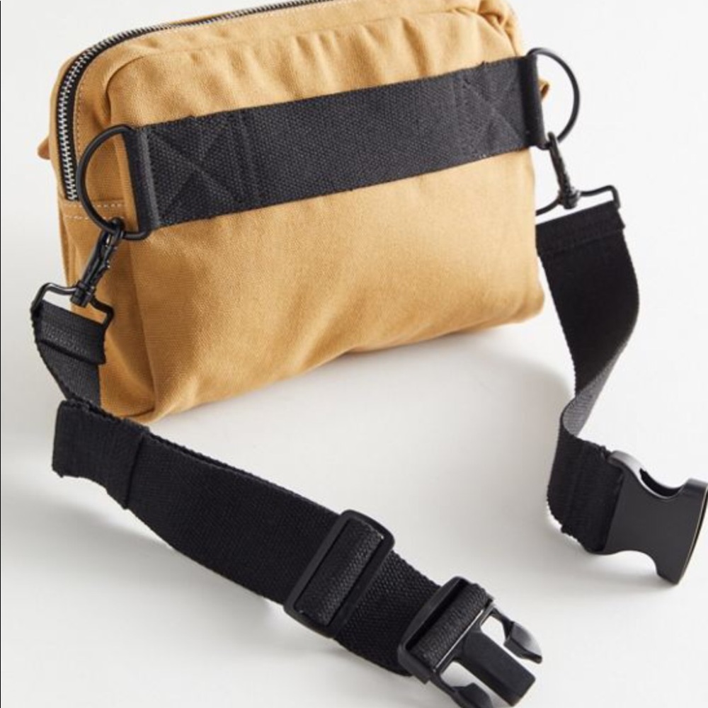 Urban Outfitter Messenger Bag - Picture 2 of 2